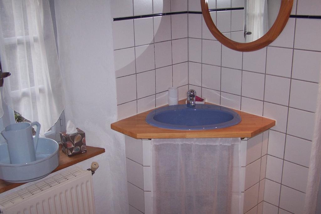 Salomony Chambre d'Hôtes Marcols-les-Eaux Chambre photo